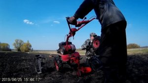 Всеволожская сцепка и окучник к мотоблоку "Салют" 100. Заводим мотоблок после зимы.