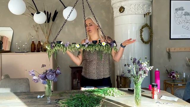 Inredningstips - Jag klär en taklampa med blommor! 🌸 - Loppa med Malin смотреть онлайн