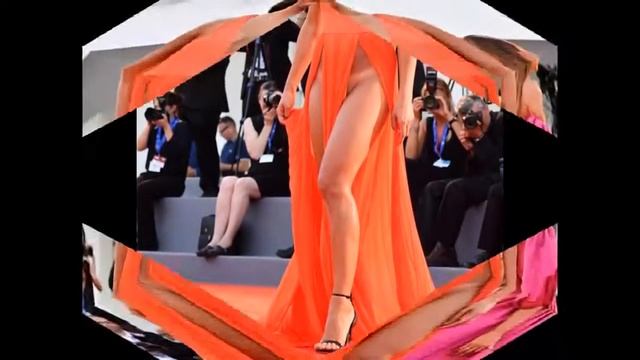 В шокирующих нарядах по красной дорожке смотреть онлайн