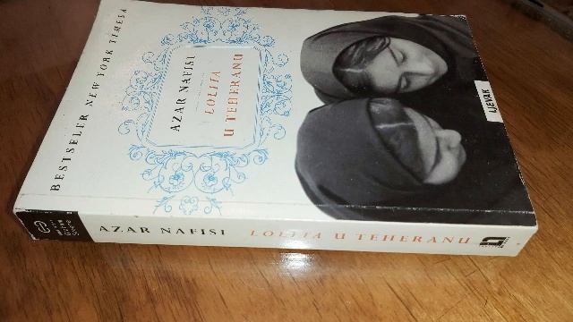 Lolita u Teheranu: životopis u knjigama II deo - Azar Nafisi - Audio knjiga смотреть онлайн