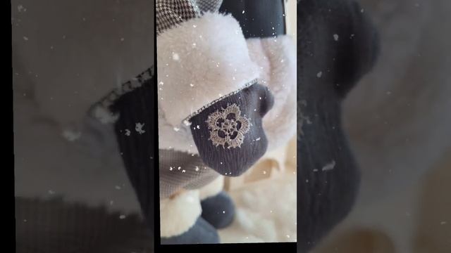 Я Дед Мороз, борода из ваты, Мне сказали меня здесь ждут#happynewyear #christmas #новыйгод #նորտարի смотреть онлайн