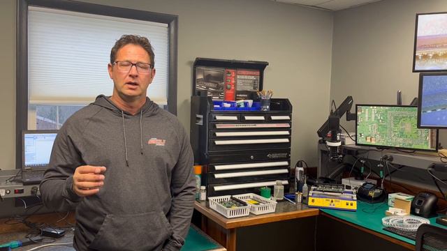 Mercedes Benz ECU Repair Service смотреть онлайн