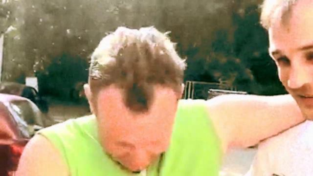 ГНИЛОЙ РАЙОН - УДАЛЁННОЕ ВИДЕО - ДЕВКИ УГАРАЮТ НАД БУЕМ смотреть онлайн