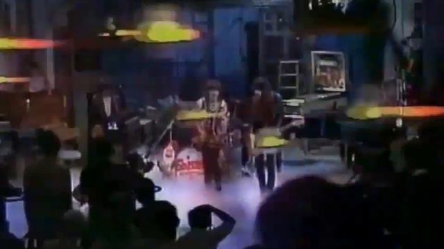 Katrina & The Waves Walking On Sunshine смотреть онлайн