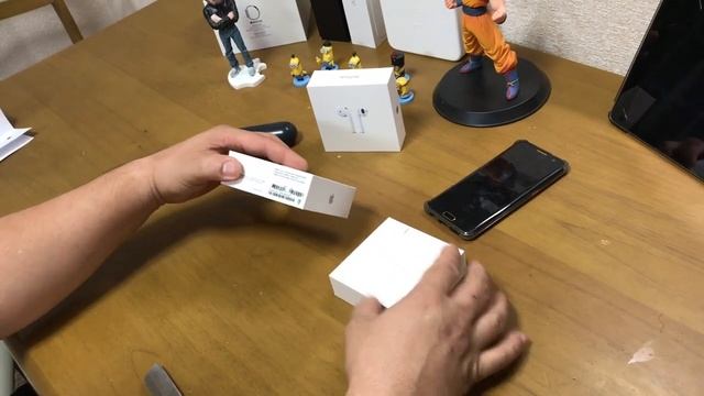 Unboxing Airpods - Português/BR смотреть онлайн