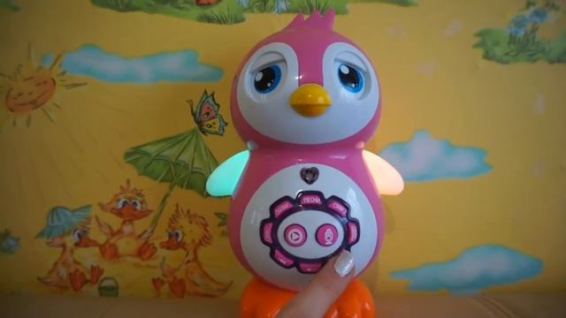 Детская игрушка пингвинчик