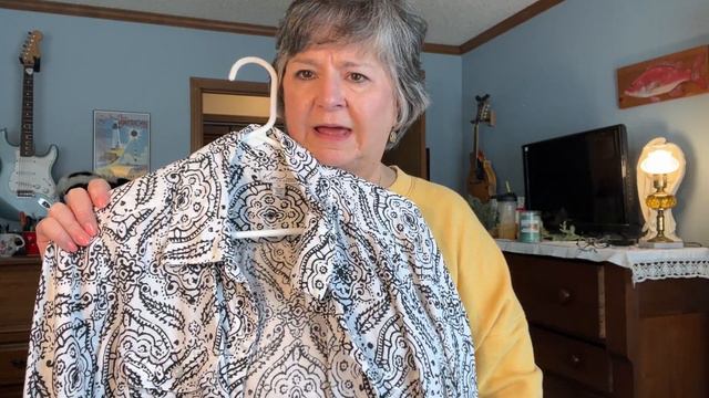 Decluttering My Clothes Closet Using The Marie Kondo Japanese Style Of Cleaning And Decluttering