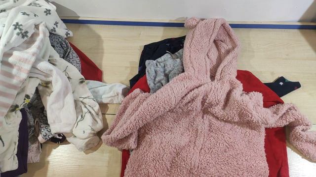 Обзор Пижамы Флис сорт Екстра на оптовой базе секонд хенд смотреть онлайн