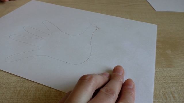 Поделки из бумаги на 9 мая День Победы. Голубь мира из детской ладошки. смотреть онлайн
