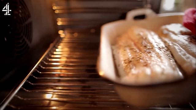 Tasty Crusted Cod | Jamie Oliver смотреть онлайн