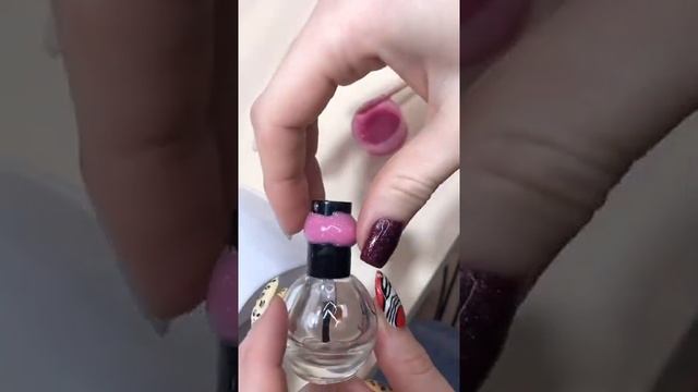 Кольцо из гель лака #маникюр #nails #ногти #обзор #юмор #дизайнногтей #юмор #эпиляция #лазерная смотреть онлайн