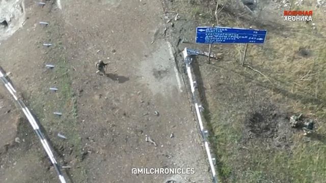 Ukrainian War - Dramatic Drone Footage Of A Close-quarter Combat