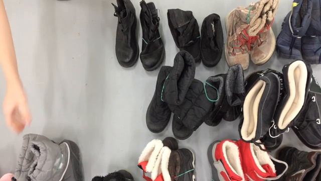 с32. Обувь Дутыши 1 сорт