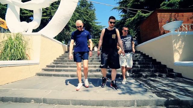 Музыкальное видео в Сочи Группа Куранты Weekend media смотреть онлайн