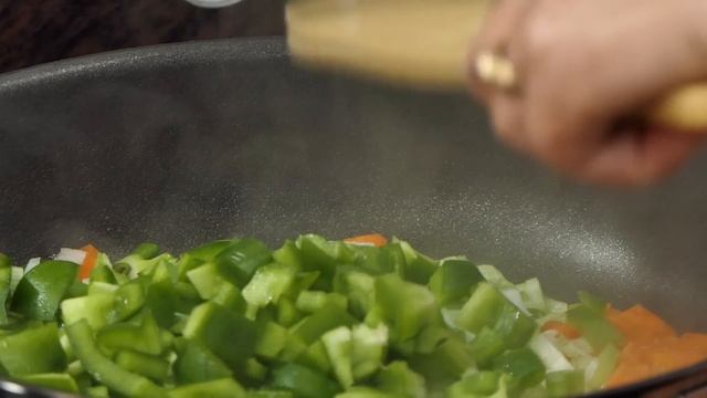 Впечатляващо вкусна и бърза рецепта за обяд или вечеря. Лесни яйца по турски. Приготвя се за минути смотреть онлайн