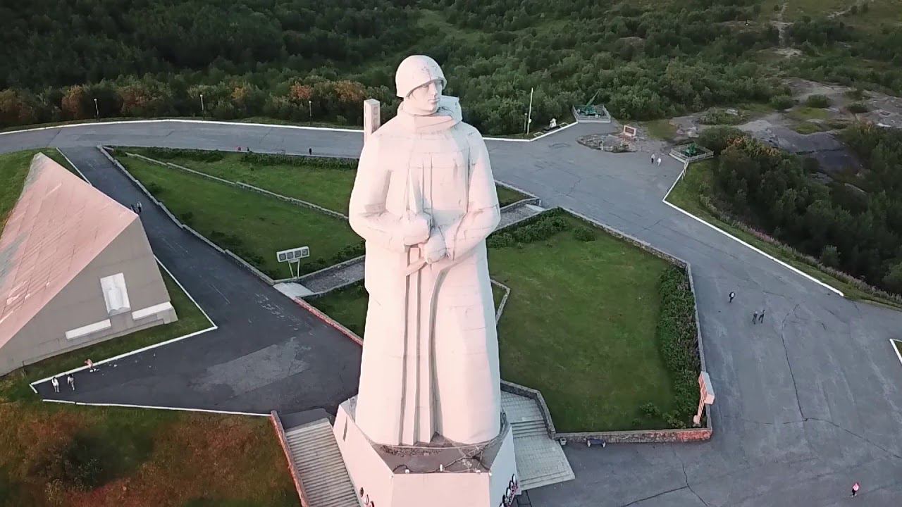 Мурманск. Мемориал «Защитникам Советского Заполярья в годы Великой Отечественной войны» («Алёша») смотреть онлайн