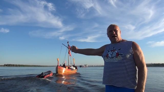 Корецкий Владимир Высоцкий встречает Ладью Славяна в Волгограде смотреть онлайн