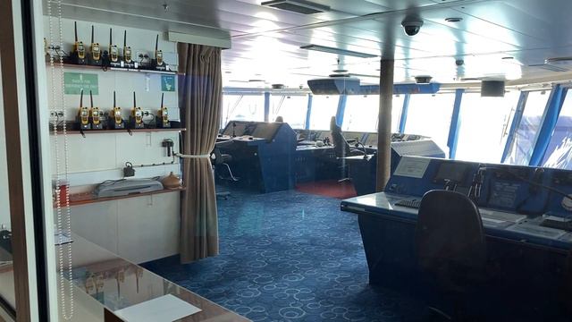 Norwegian Epic - экскурсия на капитанский мостик (pilot bridge, Brücke) смотреть онлайн