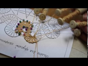 Плетение на коклюшках. Урок 10. Оплёт, выполненный приемом сетки.