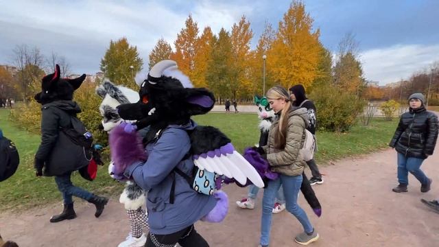 Фурри-сходка 10 октября 2021 в Парке им. 300-летия Петербурга
