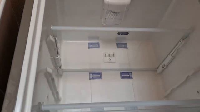 Холодильник Вирпул.Жалобы, что нету холода в холодильном отделении.