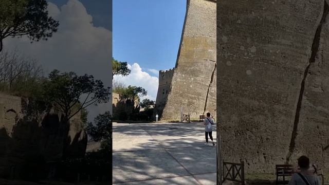 #shorts Что посмотреть в Неаполе? Италия. Сант-Эльмо. Замок в Неаполе // Castel Sant’Elmo. Naples смотреть онлайн