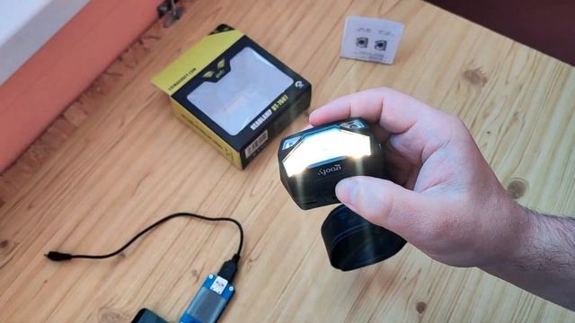 Налобный фонарь Goofy DT-7607 - пластиковый "трешачок" с бесконтактным управлением смотреть онлайн