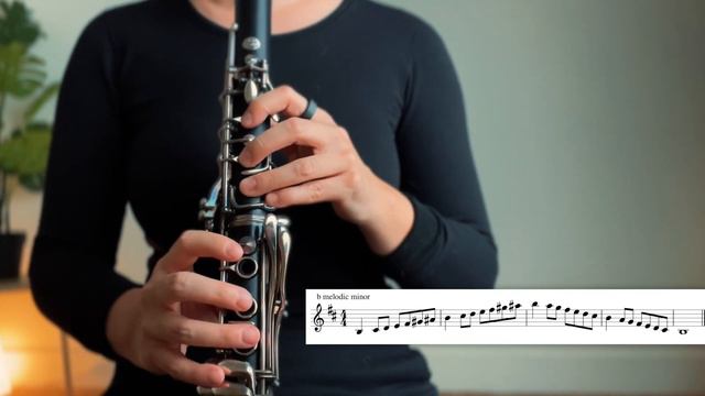 B Melodic Minor Scale for Clarinet in 2 Octaves смотреть онлайн