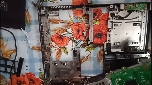 Як підключити ноутбук acer MS2205 та почистити його своїми руками смотреть онлайн