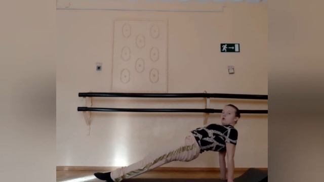 Современный танец 1-й год обучения смотреть онлайн