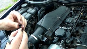 Замена Датчика массового расхода воздуха (ДМРВ). Одна из причин аварийного режима. || Ремонт.