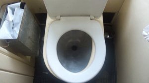 Как работает туалет в поезде _ 2