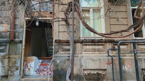 De EUROPA a ASIA - Armenia Erevan - ¿Guerra? - Solo travel