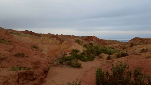 Вокруг озера Иссык-куль. От Каракола до Каджи-Сай через ущелья Джууку, Барскоон и каньон Сказка. смотреть онлайн