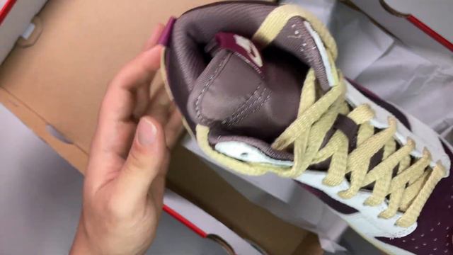 Nike Dunk High 1985 Alabaster Rosewood UNBOXING смотреть онлайн