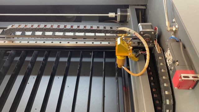 Axis react slow on ruida controller смотреть онлайн