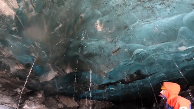 EPIC Iceland Glacier Adventure Tour - Glacier Adventures - Ice Climbing & Ice Caves - with Kids! смотреть онлайн