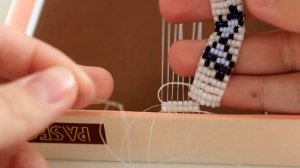 КАК СДЕЛАТЬ БРАСЛЕТ С БАБОЧКАМИ ИЗ БИСЕРА?