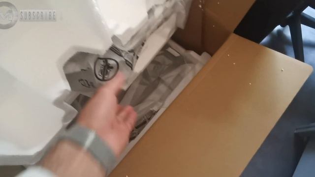 HP EliteDisplay 23.8-Inch Screen LEDE233 Monitor Silver - UNBOXING смотреть онлайн