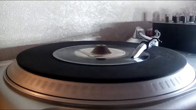 Doreen Shaffer - We're All Alone (Studio 1 1977). смотреть онлайн