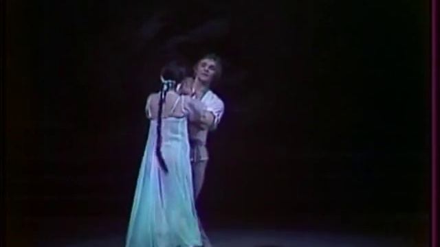 Maximova & Vasiliev dance The Stone Flower (vaimusic.com) смотреть онлайн