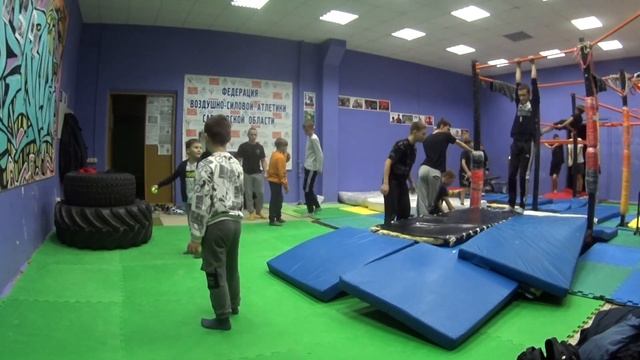 НаРодная ГимнАсТиКа 776-3 в Клубе Воздушно-Силовой Атлетики. СКК "Вместе" смотреть онлайн