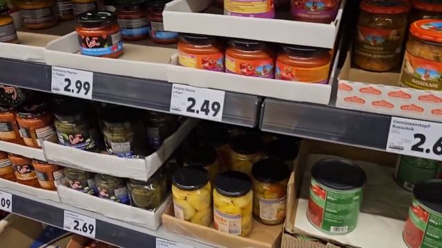 VLOG: а ля домохозяйки. В магазин, покупки и опять борщ.Разбираю корзину с уходом для волос и телом смотреть онлайн