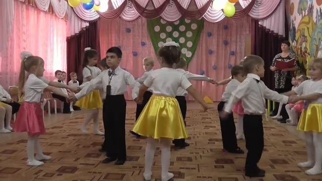 танец с телефонами смотреть онлайн