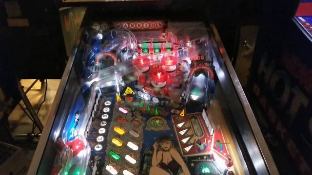 Pinball Hall of Fame Las Vegas needs HELP! смотреть онлайн