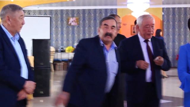 75 лет Толеш смотреть онлайн