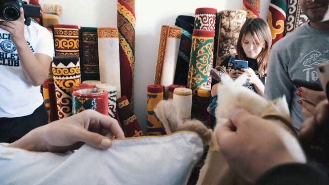 Производство одеял и подушек из верблюжей шерсти (4 выпуск) смотреть онлайн