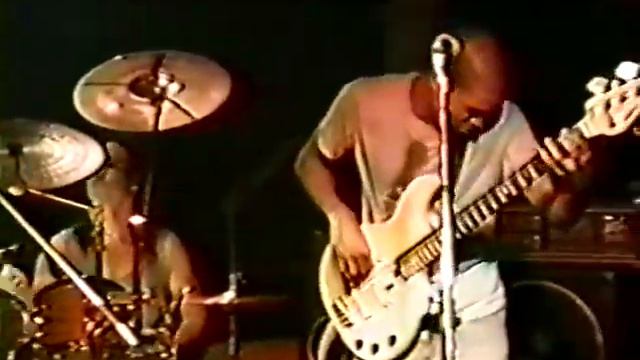 To France - Col. Bruce Hampton & The Aquarium Rescue Unit 5-26-90 смотреть онлайн