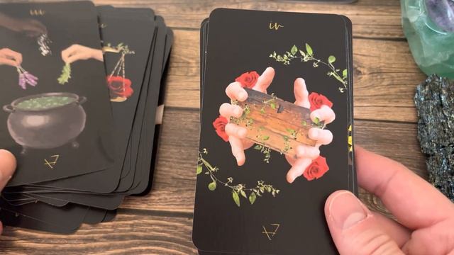 Inner Witch Tarot Walk Through смотреть онлайн