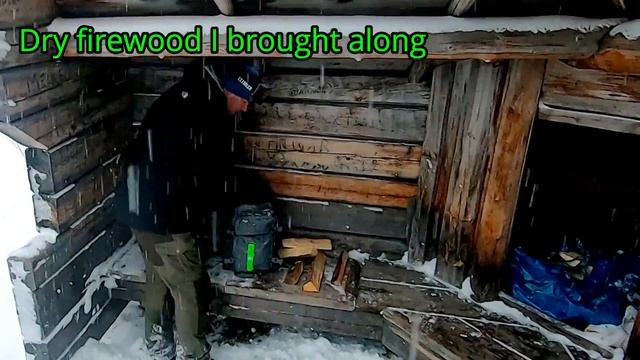 Fiskars X5 Axe Review - Video 27 - In The Wild With Chris